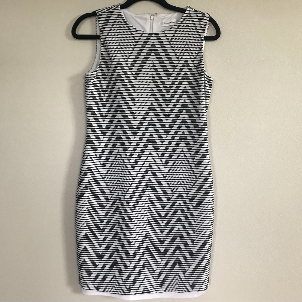 Calvin Klein Sheath - Black & White Chevron
